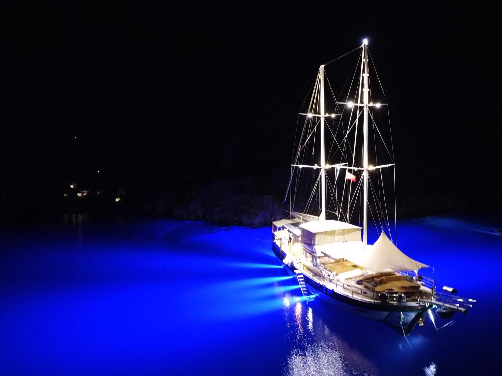 MARE MAGICO
