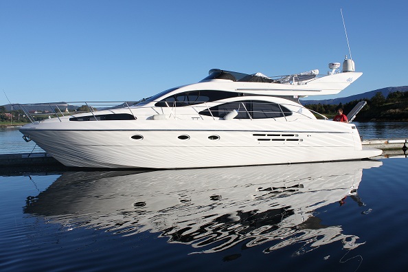 AZIMUT 46