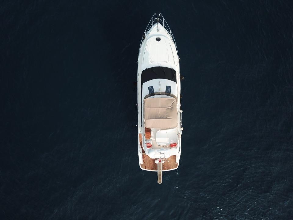 AZIMUT 46